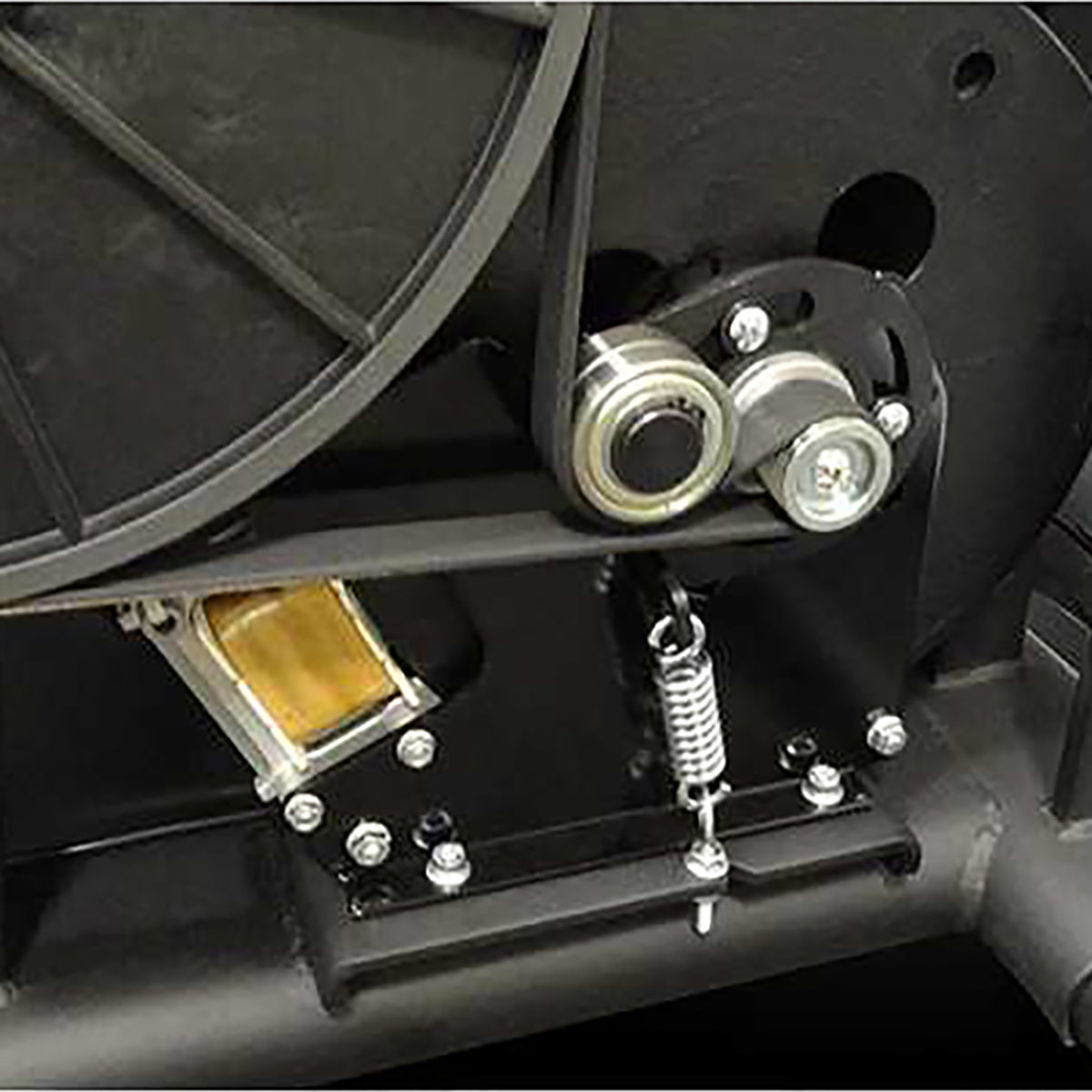 Gym Gear R98e Entertainment Recumbent Bike GG-RB-001, inside view of the mechanics of the bike